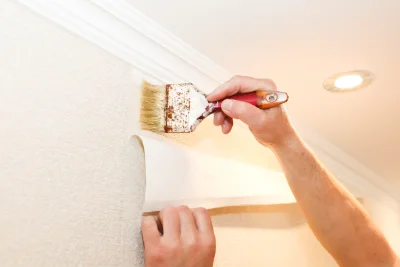 Pose de papier peint à Connelles — revêtements muraux et toiles de verre